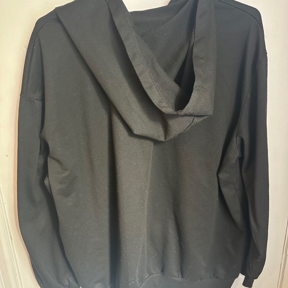 Romwe girls Large black zip up hooded sweater with front pockets - Picture 3 of 7